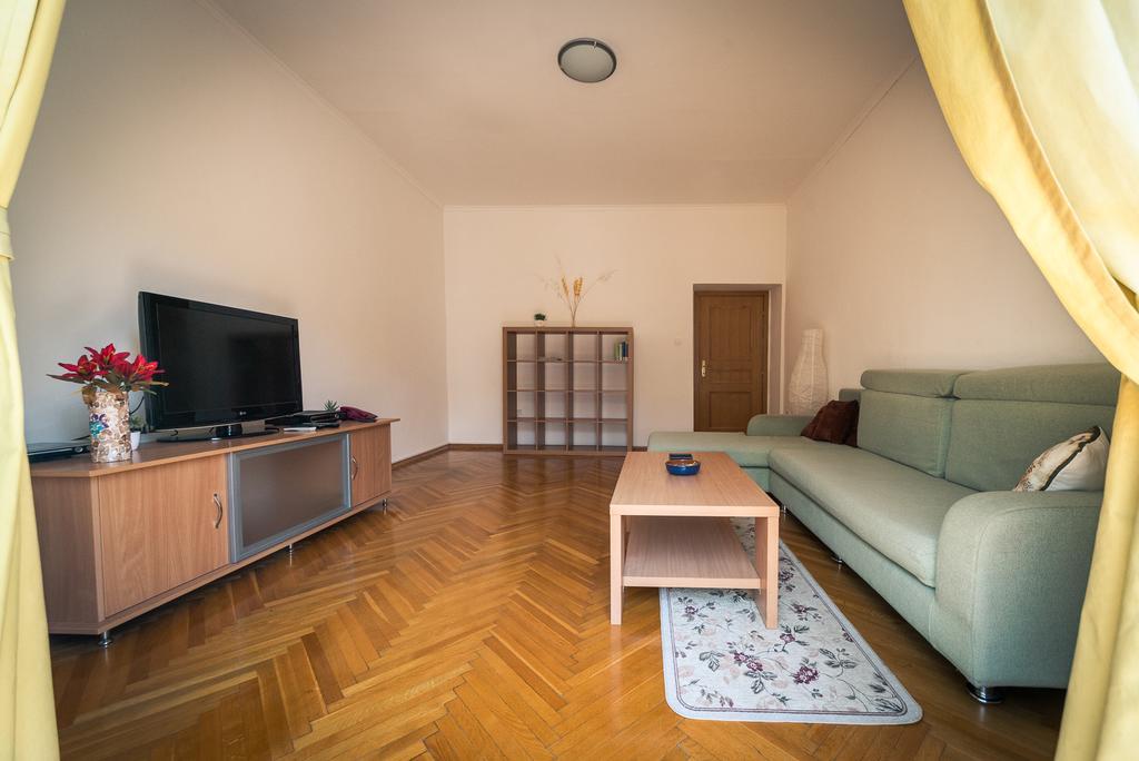 Apartment Kruna Center Podgorica Exterior foto